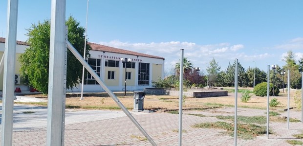 H σύνθεση της έδρας του δικαστηρίου 